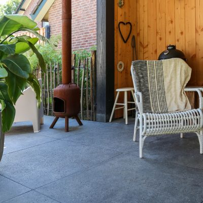 betontegels tuinaanleg Driel moderne tuin